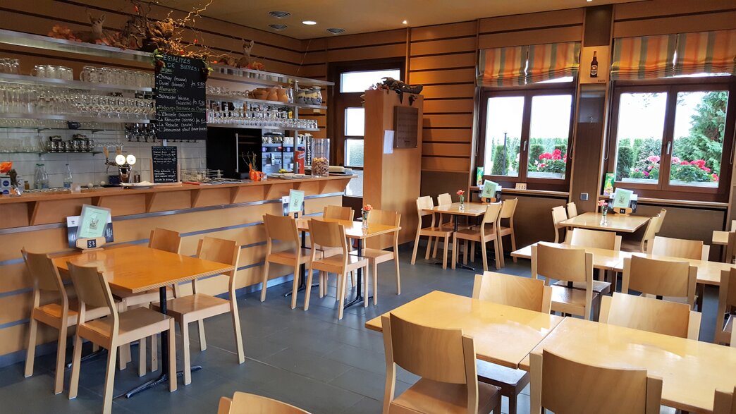 Brasserie et espace de jeux pour enfants au Restaurant Maison de Ville Vuippens